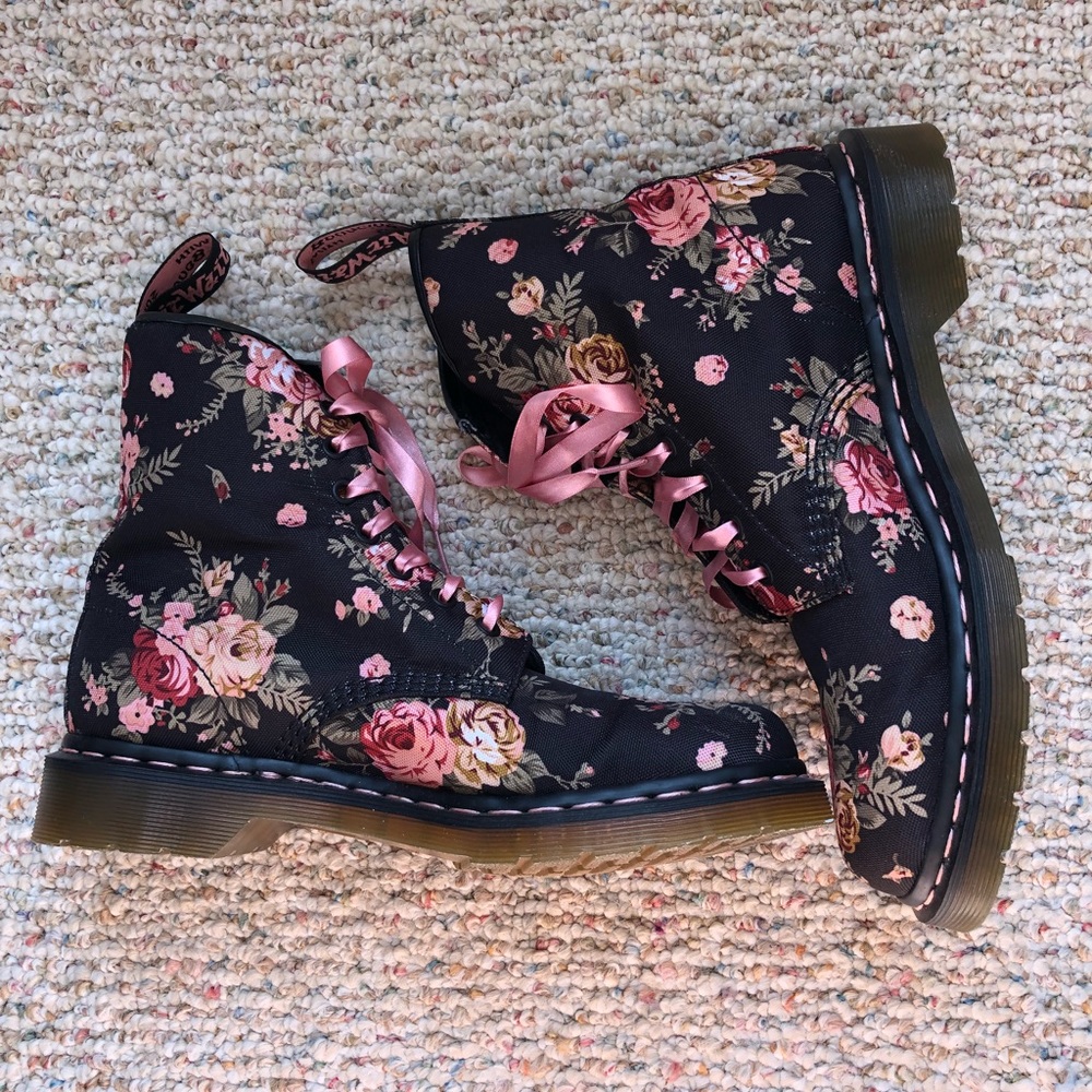 Women’s floral Doc Martens size 10